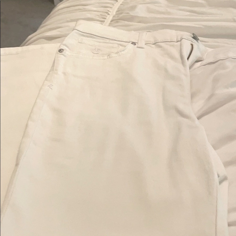 Gloria Vanderbilt White Jeans